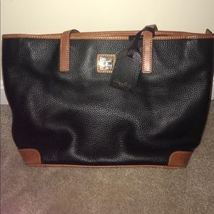 Dooney & Bourke bag